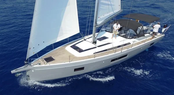 Oceanis 51.1 - Boatscribe.com