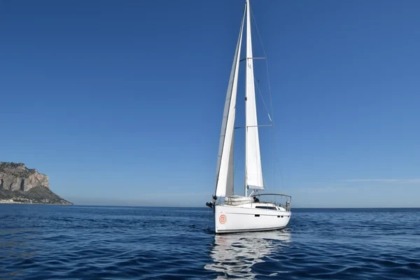 Bavaria 46 Cruiser - Boatscribe.com