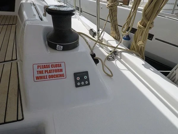 Dufour 430 - Boatscribe.com