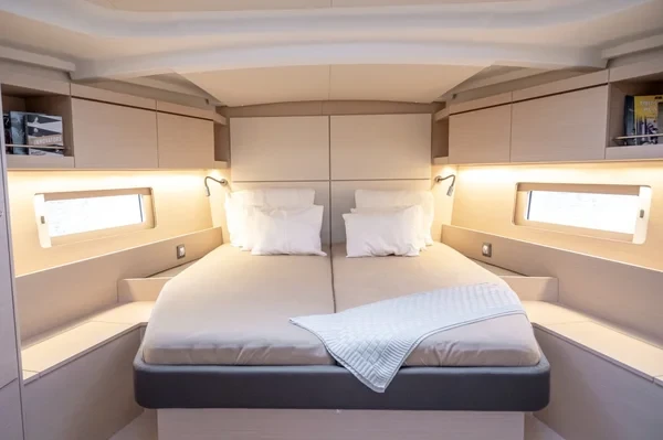 Oceanis 46.1 - Boatscribe.com