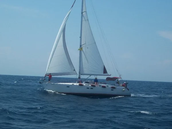 Oceanis 41.1 - Boatscribe.com