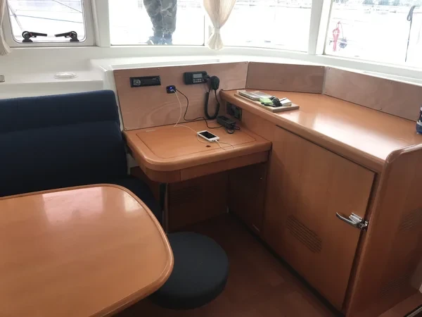 Lagoon 440 - Boatscribe.com