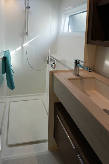 Lagoon 46 - Boatscribe.com