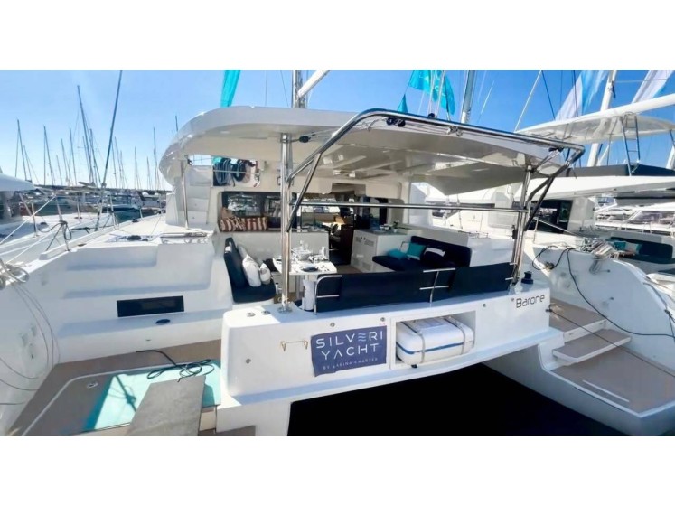 Lagoon 46 - Boatscribe.com