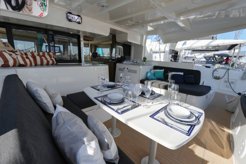 Lagoon 46 - Boatscribe.com