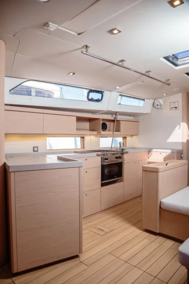 Oceanis 46.1 - Boatscribe.com