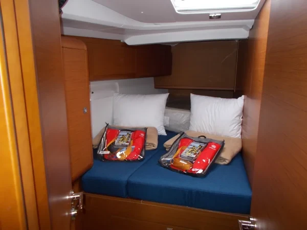 Sun Odyssey 519 - Boatscribe.com