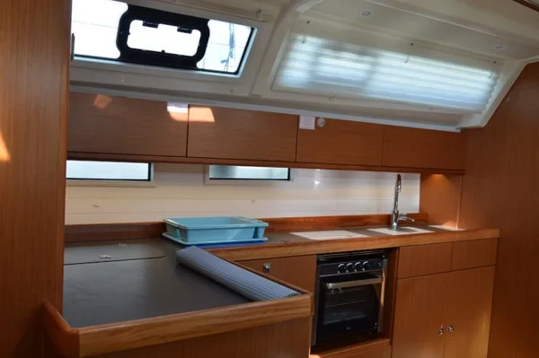 Bavaria 46 Cruiser - Boatscribe.com