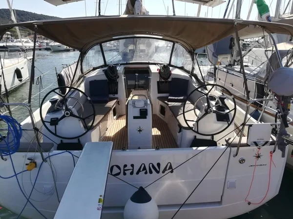 Sun Odyssey 410 - Boatscribe.com
