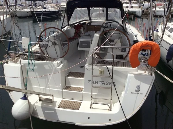 Oceanis 43 - Boatscribe.com