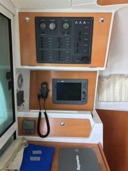 Lagoon 380 - Boatscribe.com