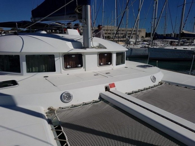 Lagoon 380 - Boatscribe.com