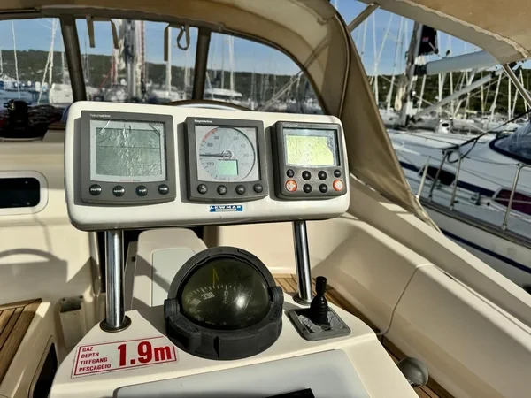 Elan 384 Impression - Boatscribe.com