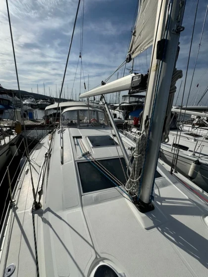 Elan 384 Impression - Boatscribe.com