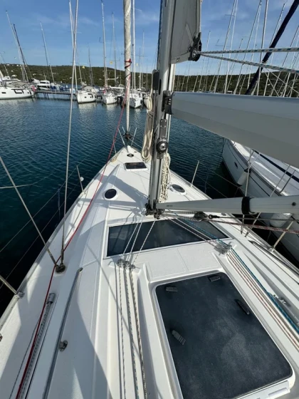 Elan 384 Impression - Boatscribe.com