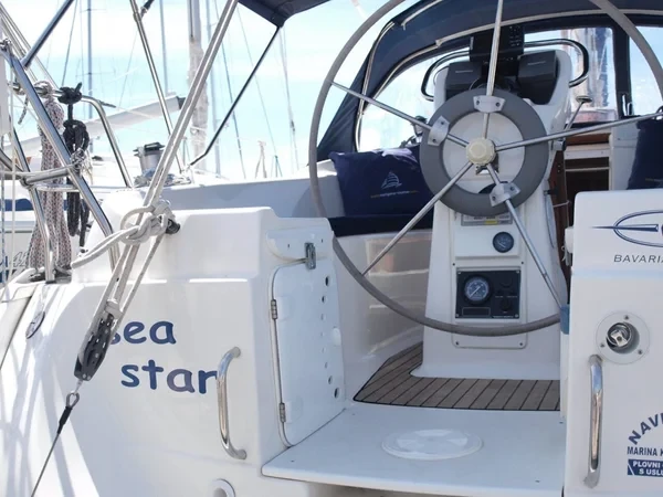 Bavaria 32 - Boatscribe.com