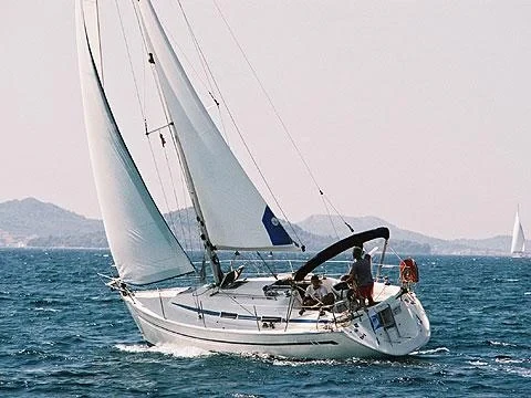Bavaria 32 - Boatscribe.com