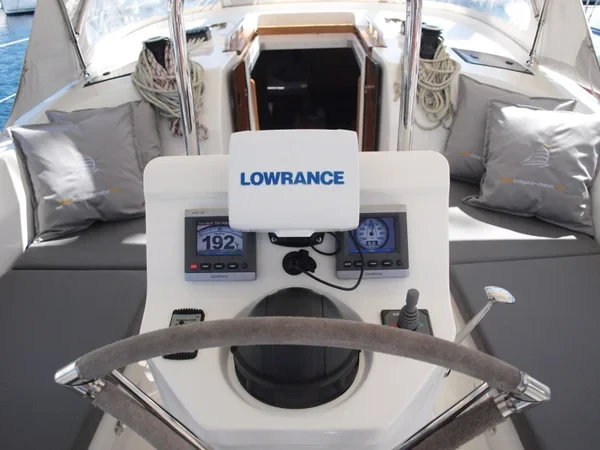 Bavaria 36 Cruiser - Boatscribe.com