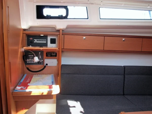 Bavaria 33 Cruiser - Boatscribe.com