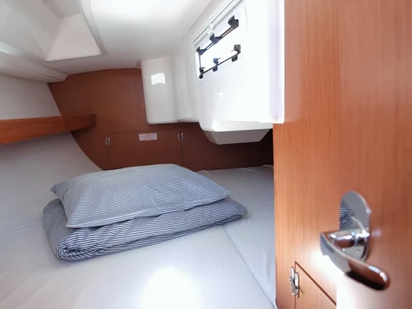 Bavaria 33 Cruiser - Boatscribe.com
