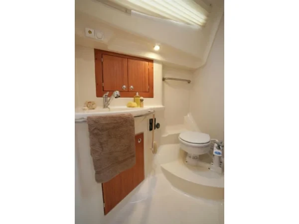 Elan 344 Impression - Boatscribe.com