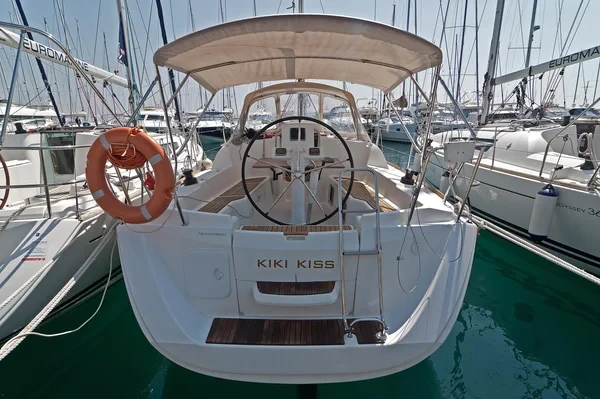 Sun Odyssey 33i - Boatscribe.com