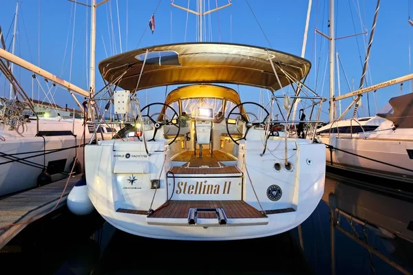 Sun Odyssey 409 - Boatscribe.com