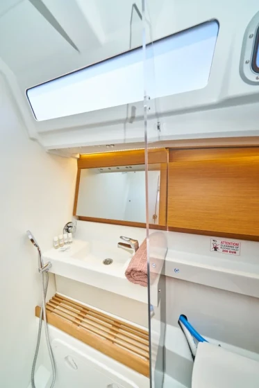 Sun Odyssey 440 - Boatscribe.com