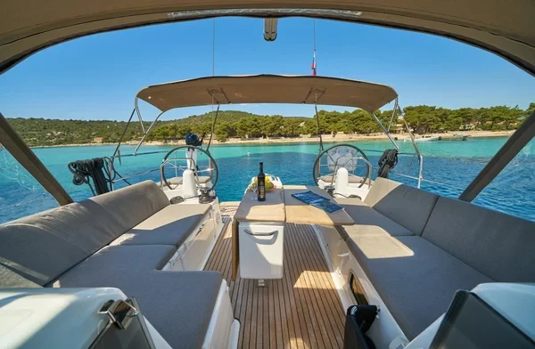 Sun Odyssey 440 - Boatscribe.com