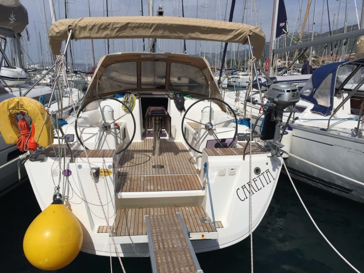 Dufour 375 Grand Large - Boatscribe.com