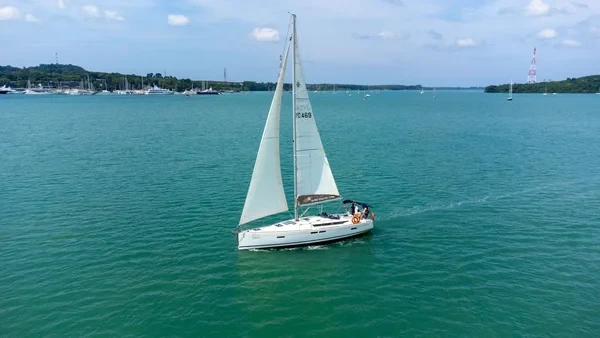 Sun Odyssey 469 - Boatscribe.com