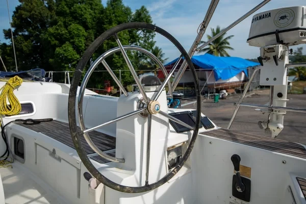 Sun Odyssey 469 - Boatscribe.com