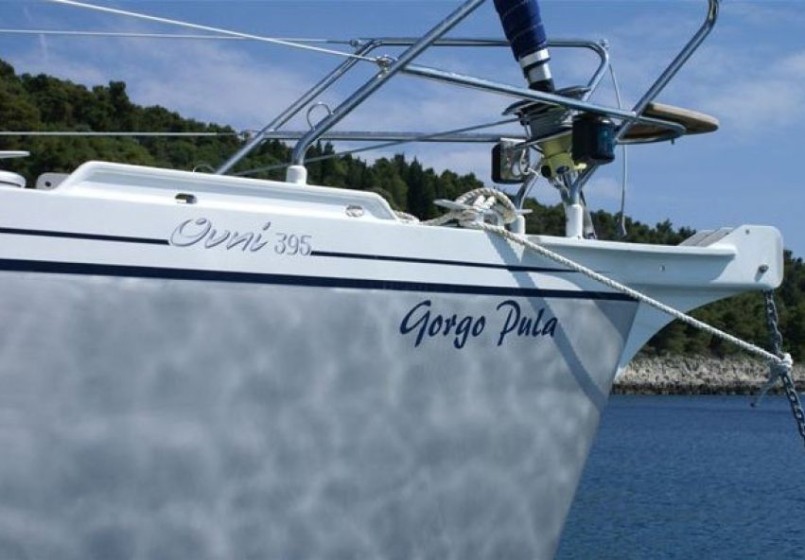 Ovni 395 - Boatscribe.com