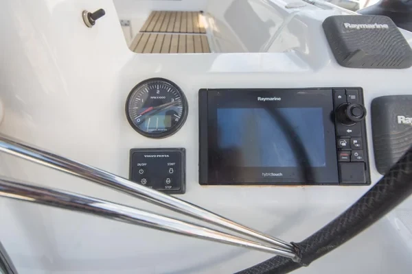 Dufour 460 GL - Boatscribe.com