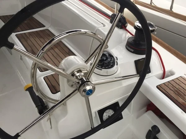 Sun Odyssey 449 - Boatscribe.com