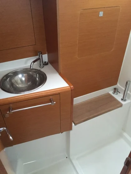 Sun Odyssey 449 - Boatscribe.com