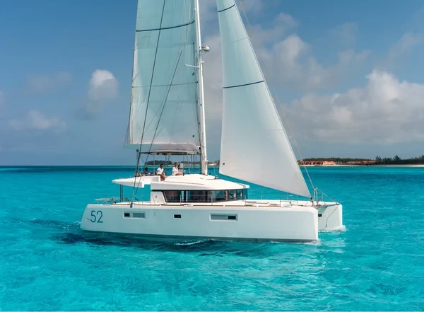 Lagoon 52 F - Boatscribe.com