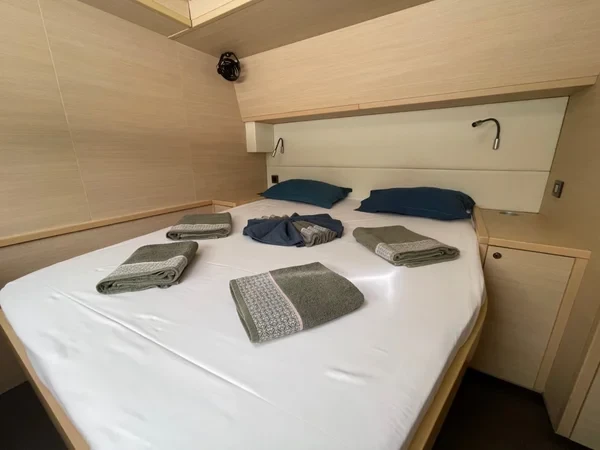 Lagoon 620 - Boatscribe.com