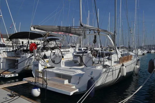 Oceanis 48 - Boatscribe.com