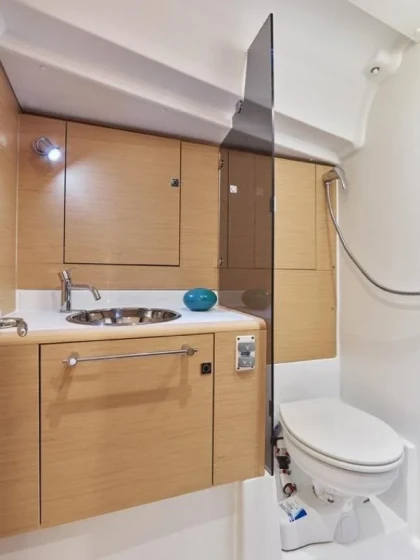 Sun Odyssey 449 - Boatscribe.com