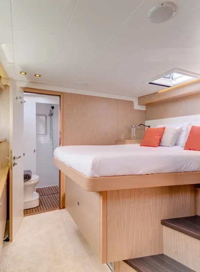 Lagoon 52 F - Boatscribe.com
