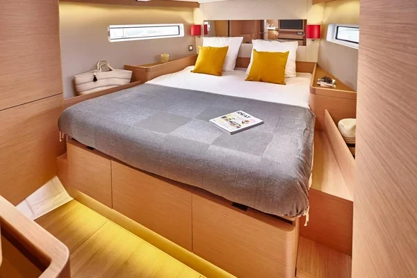 Sun Odyssey 490 - Boatscribe.com