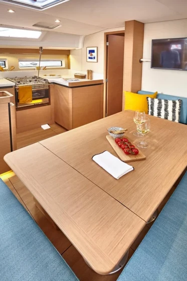 Sun Odyssey 490 - Boatscribe.com