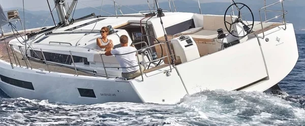 Sun Odyssey 490 - Boatscribe.com