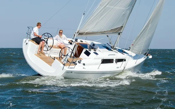 Hanse 345 - Boatscribe.com