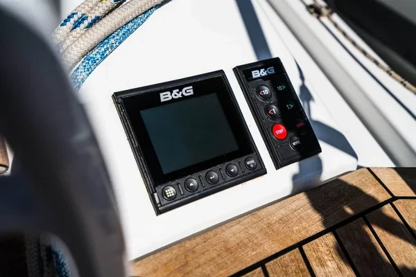 Hanse 345 - Boatscribe.com