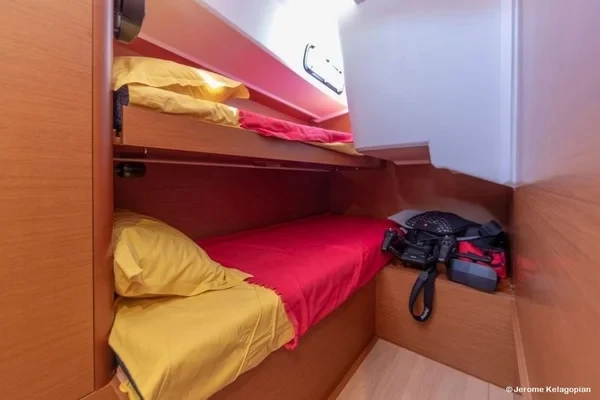Sun Loft 47 - Boatscribe.com