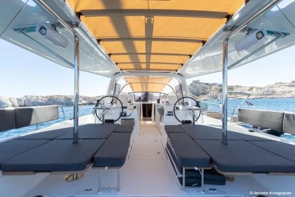 Sun Loft 47 - Boatscribe.com