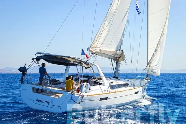 Oceanis 45 - Boatscribe.com