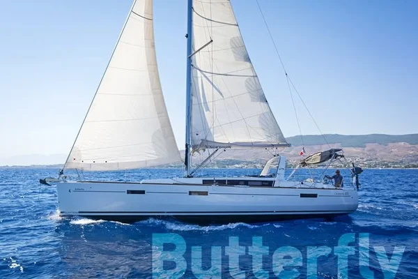 Oceanis 45 - Boatscribe.com